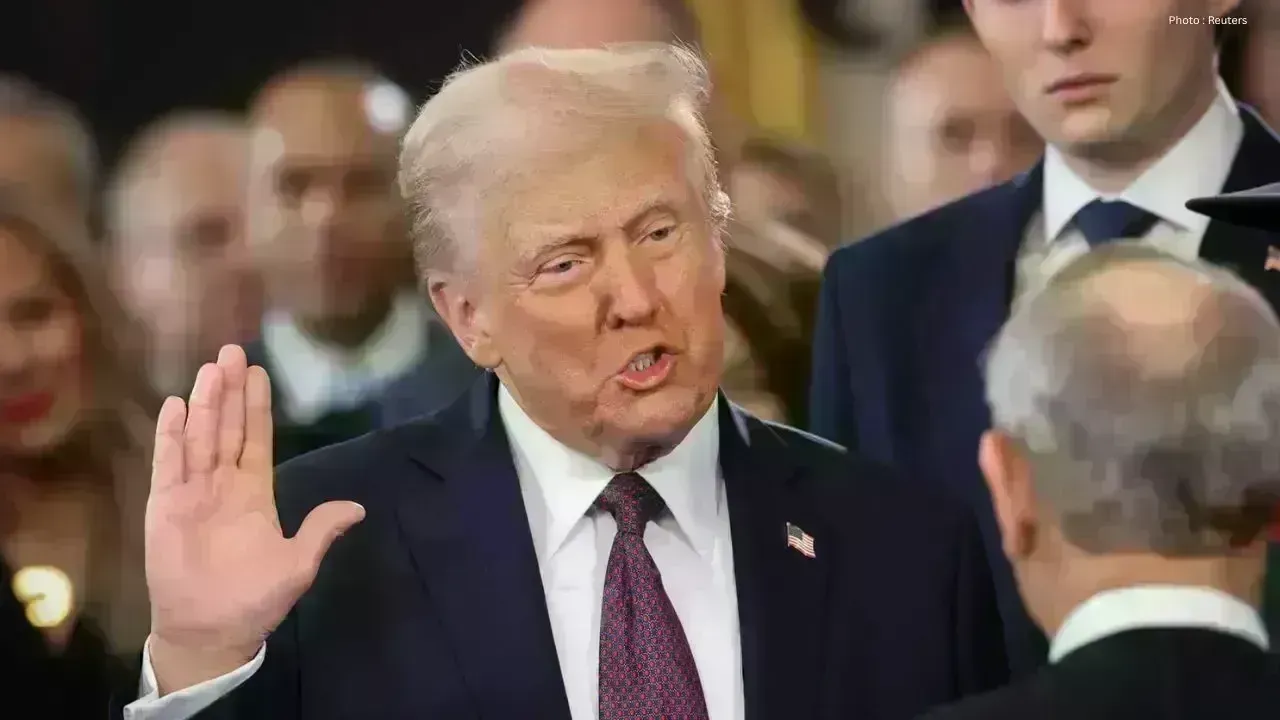 Trump Hints at Additional Pardons Amid Stalled Iran Negotiations