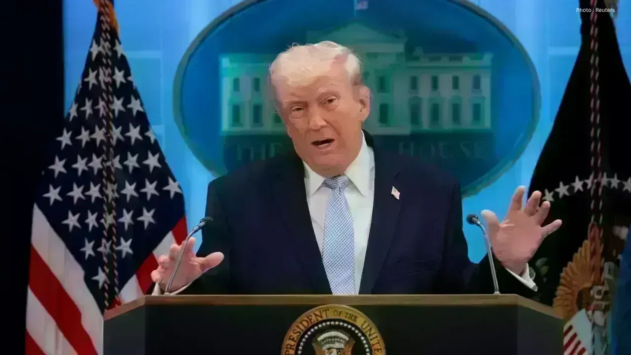 Trump Declares Naval Blockade in Hormuz Following Unsuccessful Talks