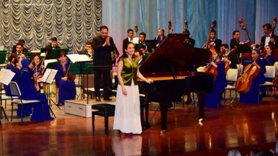 Christine Fonlupt Enchants with French Melodies in Ashgabat