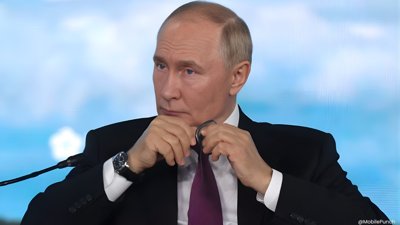 Putin Offers to Mediate US-Iran Tensions
