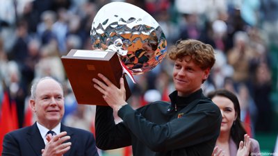 Sinner Defeats Alcaraz, Reclaims World No.1