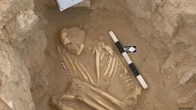 3,000-Year-Old Graves Found on Oman Coastal Road