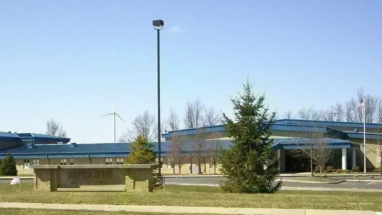 Ontario's New Initiative Links Attendance to High School Grades