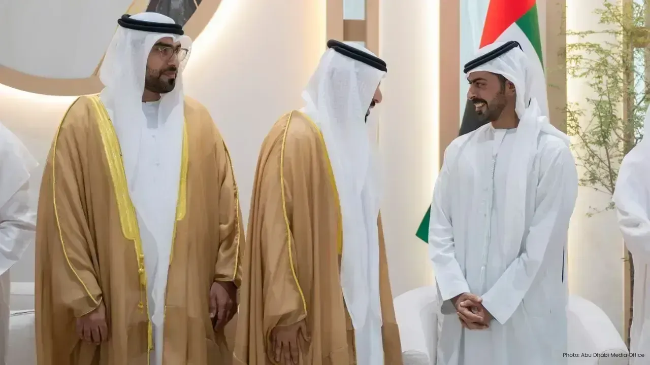 Sheikh Khalifa Graces Festive Wedding Reception in Abu Dhabi