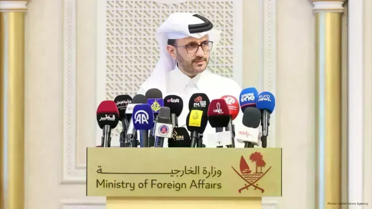 Qatar Pushes Peace Talks, Warns on Strait of Hormuz Risks