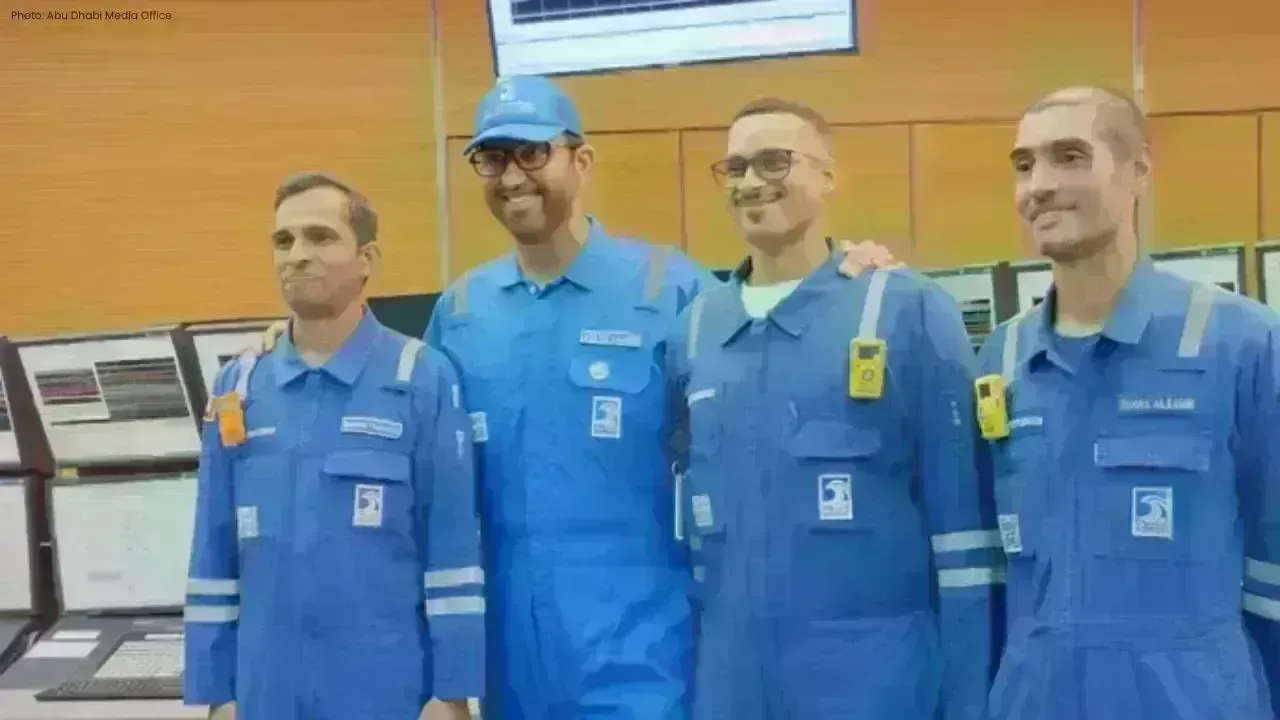 Dr. Sultan Al Jaber Evaluates Operations at ADNOC Shah Gas Facility