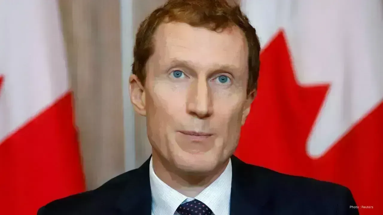 Controversy Erupts as Canada’s Immigration Minister Engages Influencer