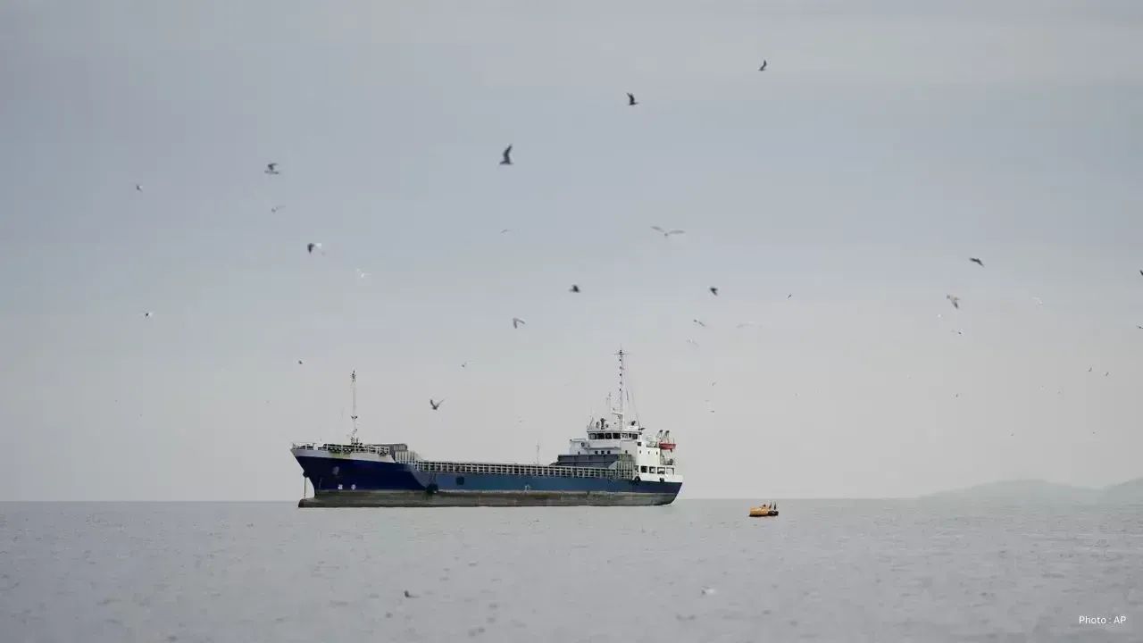 Iran's Actions Heighten Tensions in Hormuz Strait Following Ceasefire Extension