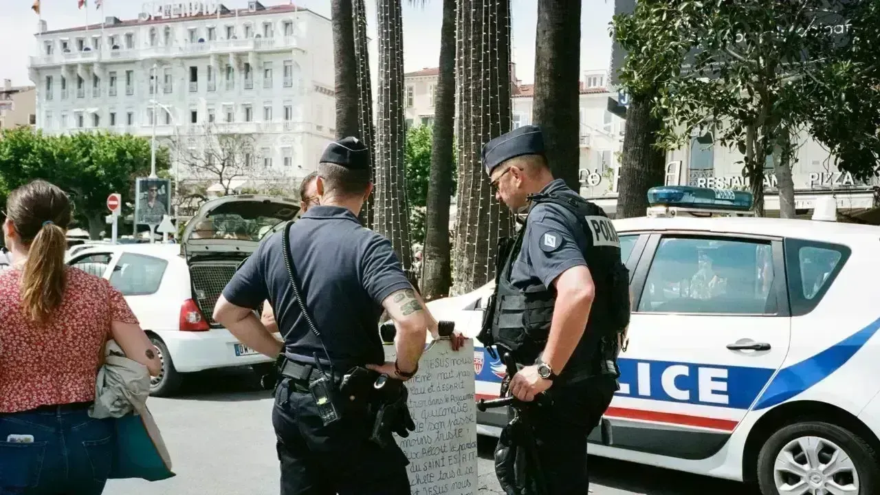 Teen Fatally Shot at Hamilton Mall; Two Suspects at Large