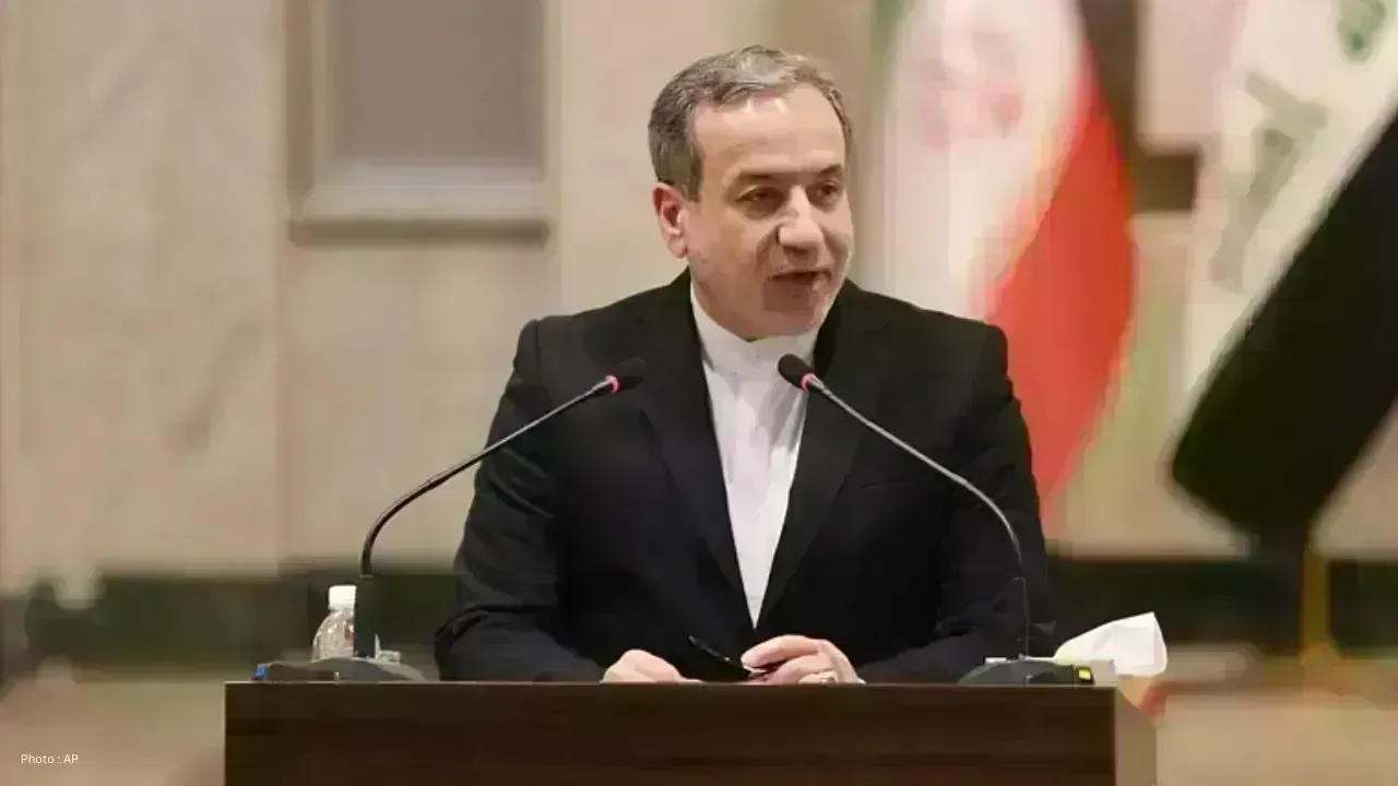 Iran's FM Araghchi's Diplomatic Journey Continues to Russia Post-Pakistan