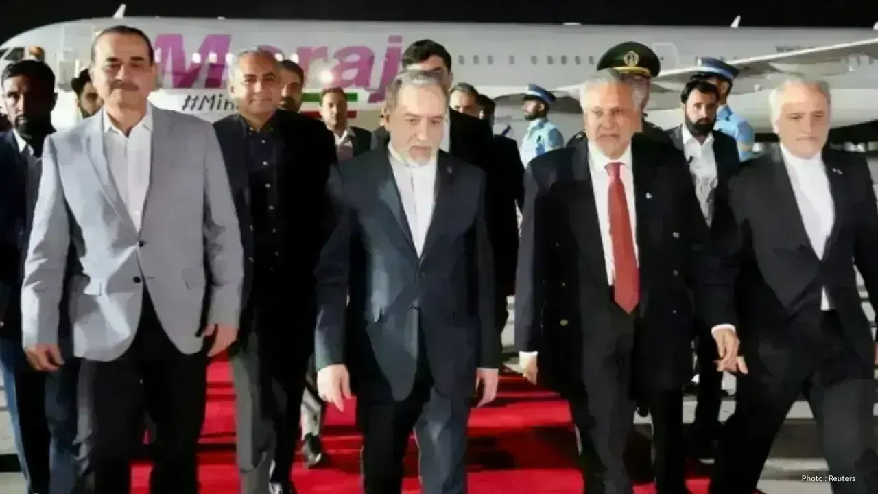 Iran’s Foreign Minister Visits Russia Following Talks in Pakistan