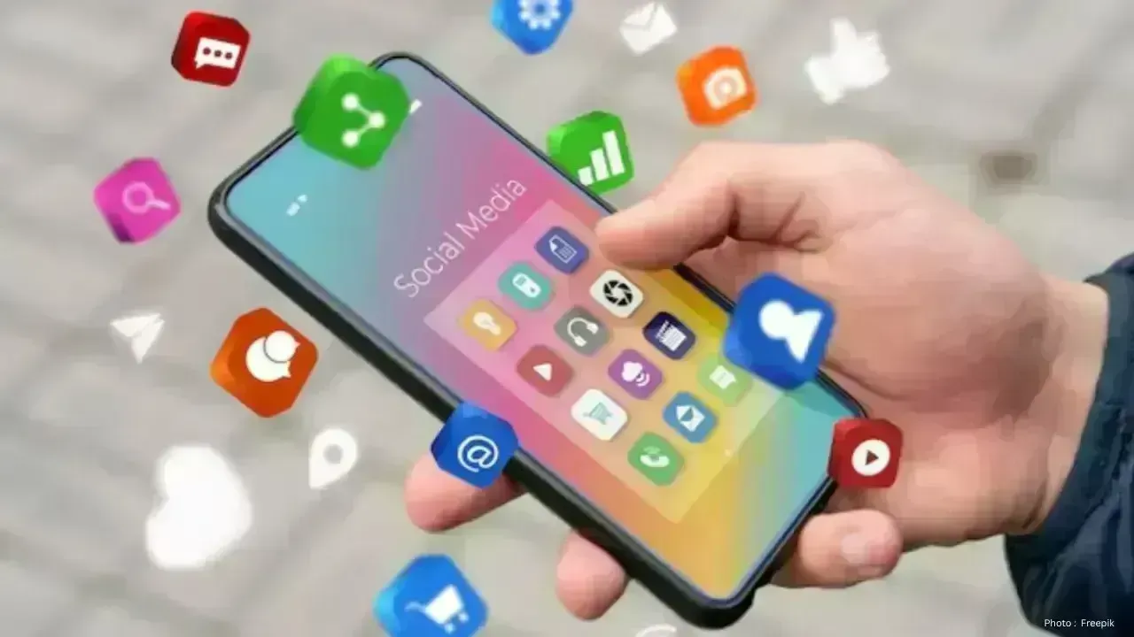 Beware of OTT Subscription Scams: Cheap Netflix and Prime Offers Put Your Finances at Risk