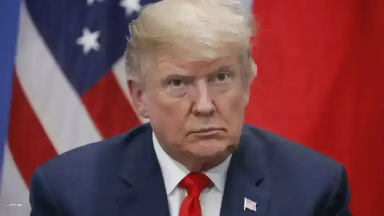 Trump Engages Oil Executives Amid Iran Blockade and Rising Fuel Costs