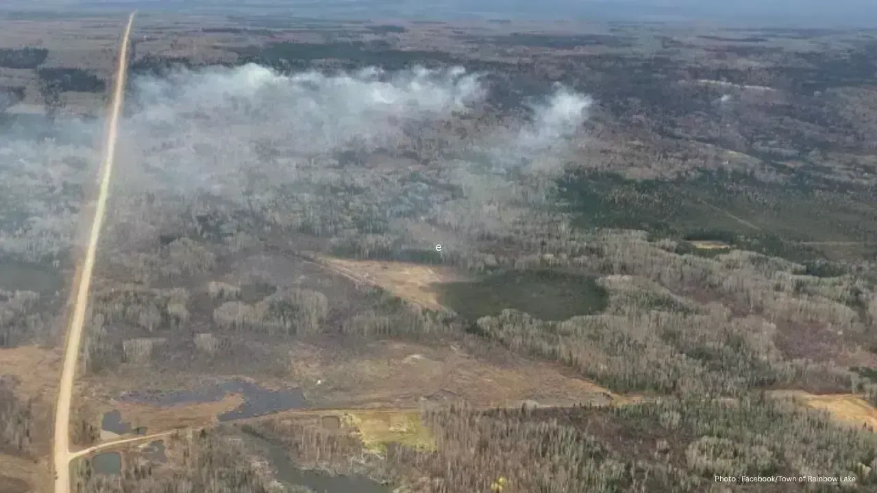 Emergency Declared as Wildfire Destroys Homes Near Edmonton