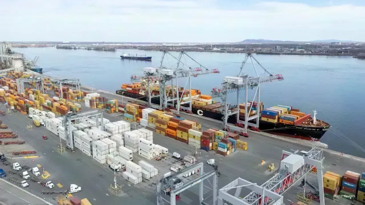 Canada Achieves Trade Surplus for the First Time in Half a Year
