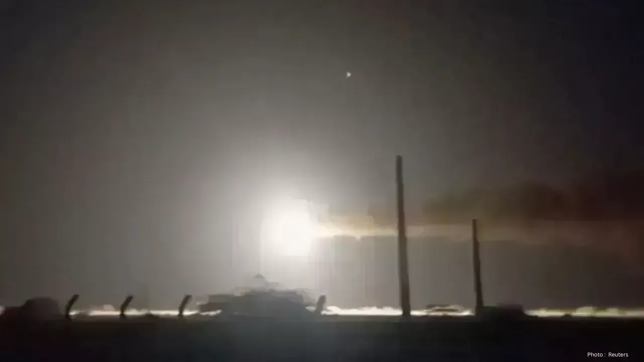 US-Iran Confrontation in Hormuz Escalates Tensions in Middle East