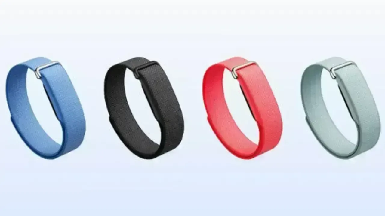 Google Unveils the Minimalist Fitbit Air and New Health App
