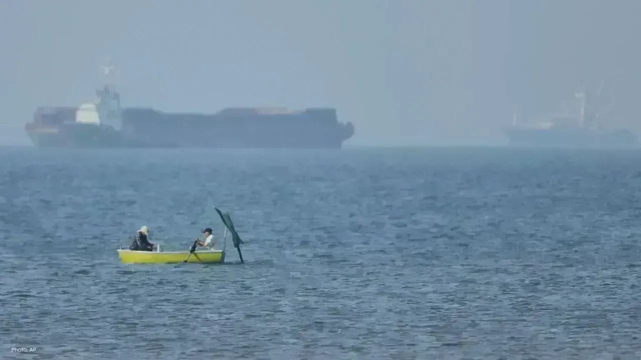US Military Action Escalates Tensions with Iran in Hormuz