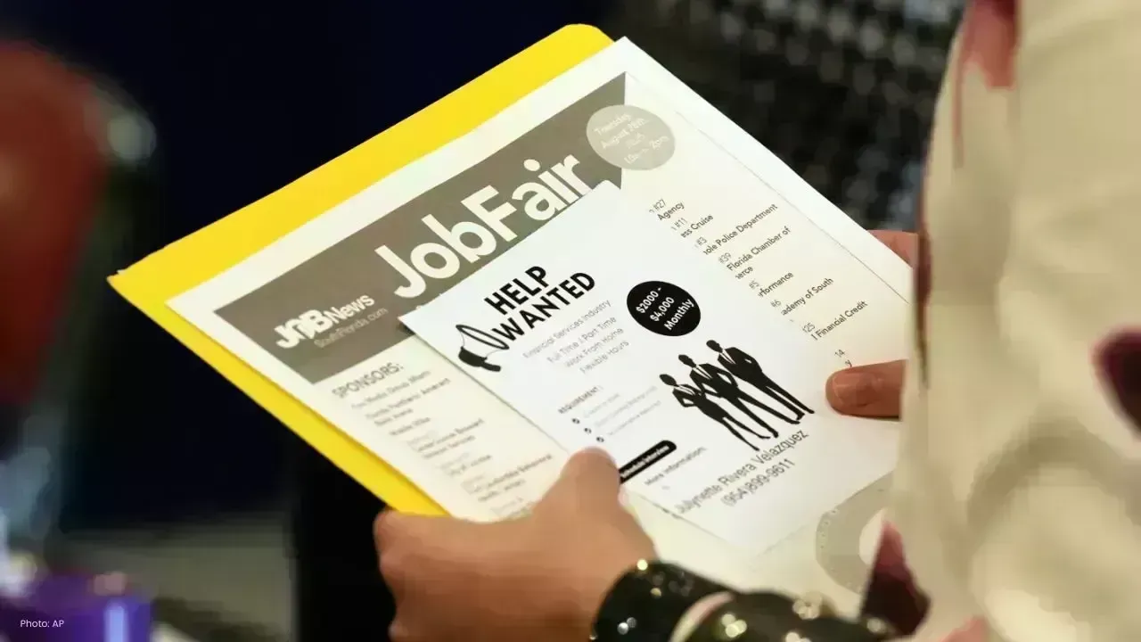 US Job Market Adds 115,000 Positions Amidst Iran Conflict and Fuel Price Surge