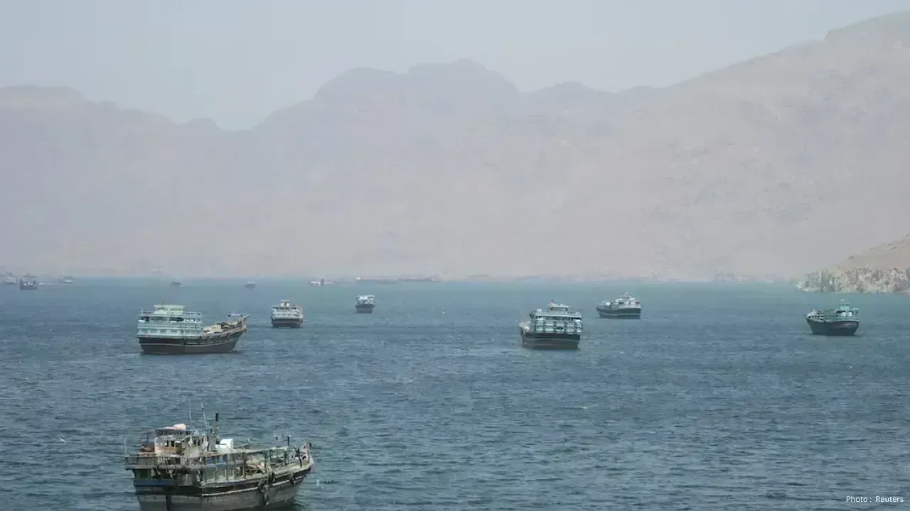 Gulf Violence Escalates: US and Iran Struggle for Peace Amid Ongoing Clashes