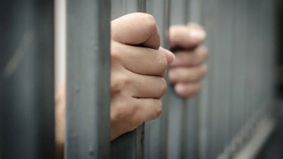 Prison Inmates to Prepare Meals for Schoolchildren in Indonesia