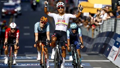 Narváez Triumphs in Giro Stage 4 for UAE Team Emirates-XRG