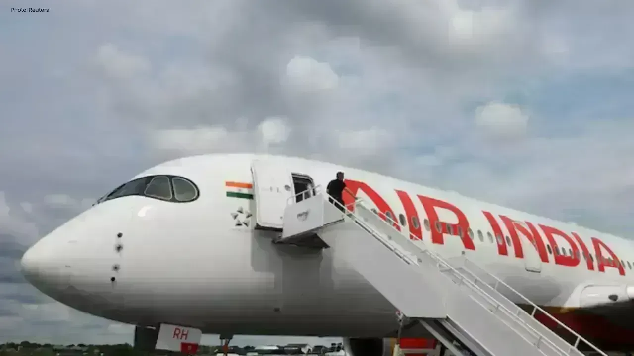 Impact of Air India's Losses on Singapore Airlines' Earnings