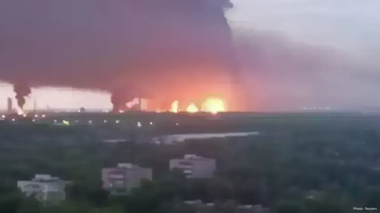 Ukraine Strikes Russian Oil Facility in Ryazan with Drones