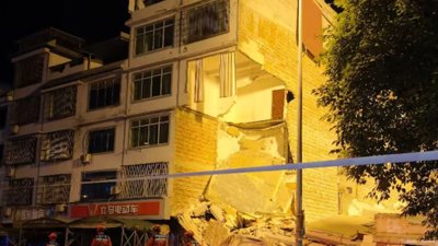 Severe Earthquake Strikes Southwestern China, Prompting Evacuations