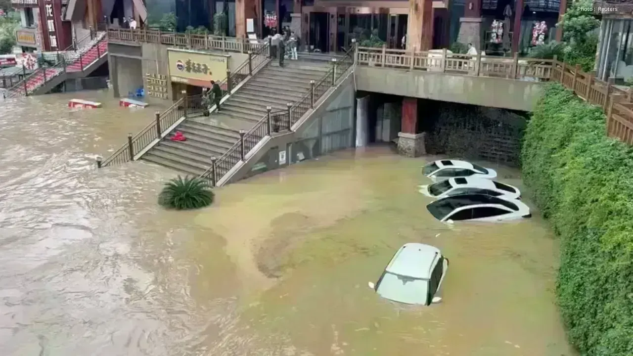Intensifying Rescue Efforts in China as Severe Rain Triggers Flooding