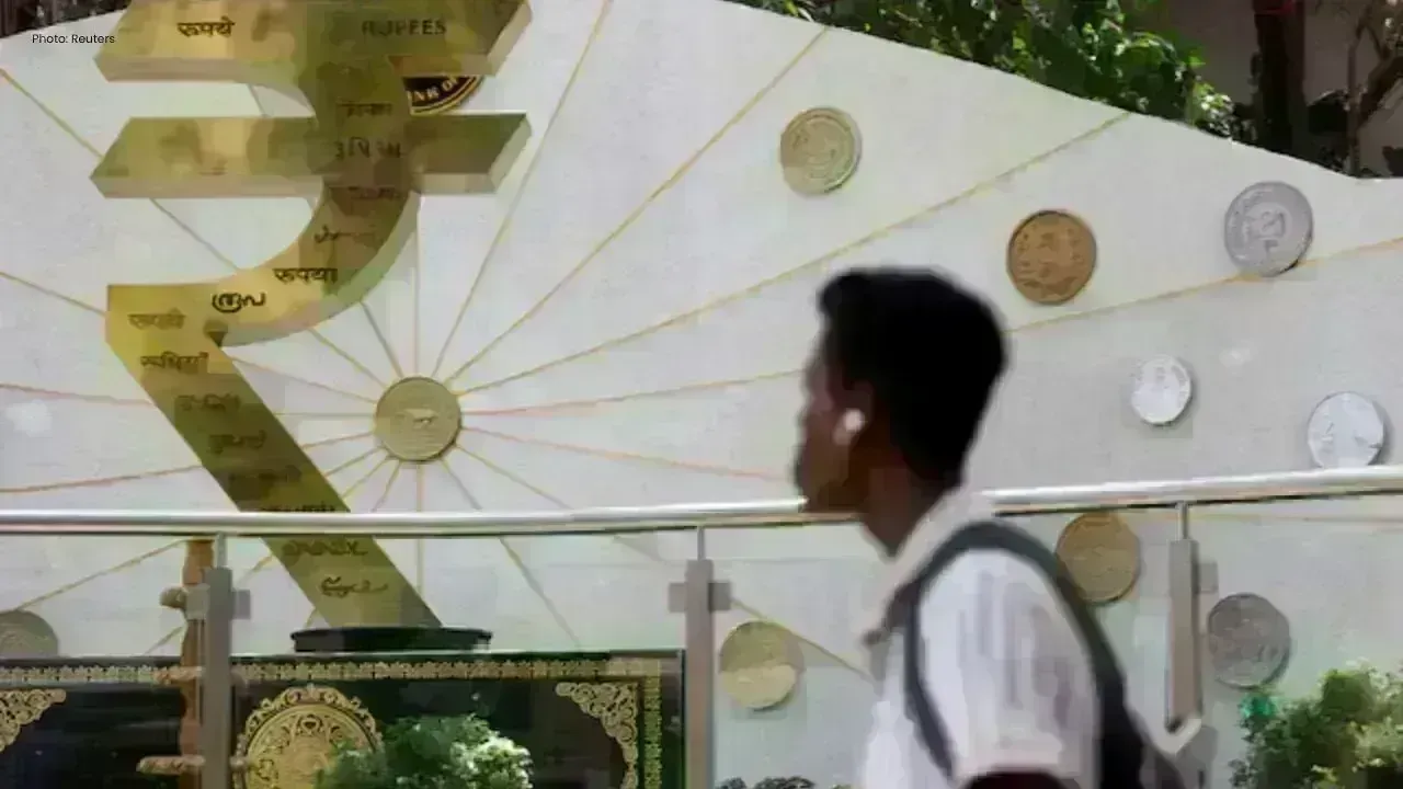 RBI Contemplates Interest Rate Increase to Counter Rupee Decline