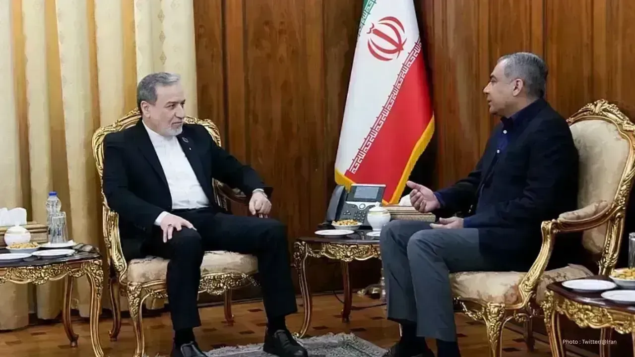 Pakistan's Role in Reviving US-Iran Dialogue Highlighted by Naqvi's Meeting in Tehran
