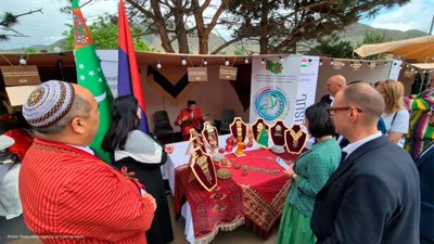Turkmenistan's Cultural Brilliance at Armenia's Crafts Festival