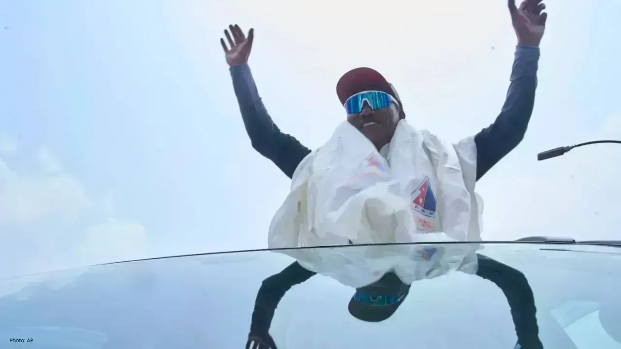 Kami Rita Calls for Climbing Limits on Everest