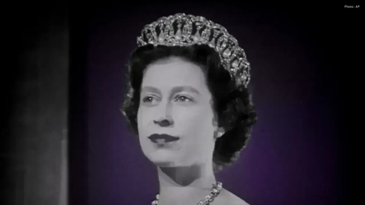 Queen Elizabeth II's Iconic Zardozi Gown Featured at London Exhibition