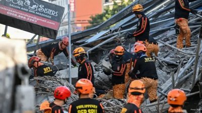 Philippines Building Collapse Claims Four Lives, 17 Missing