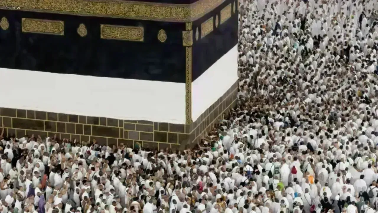 1.5 Million Pilgrims Embark on Hajj Amid Tensions in the Middle East