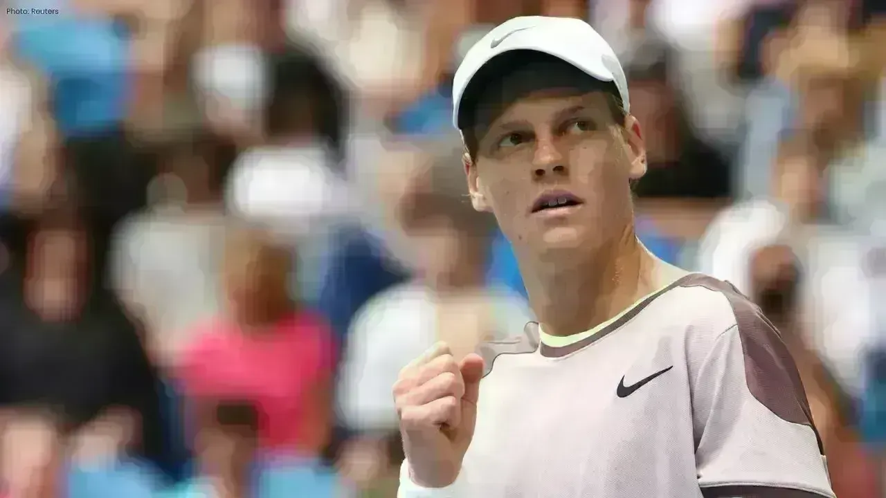 Jannik Sinner Overpowers Clement Tabur in French Open Opener
