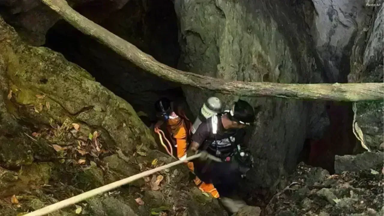 Rescue Teams Locate Five Alive in Flooded Laos Cave