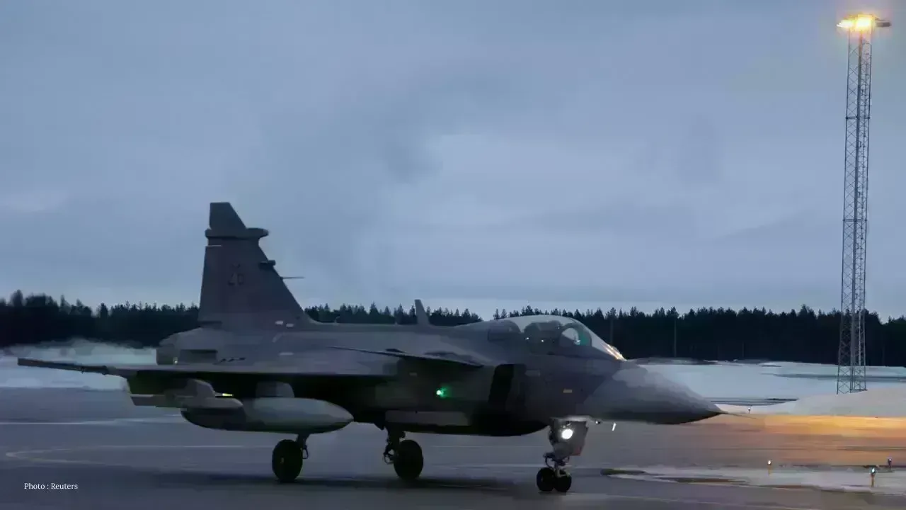 Future Gripen Jets for Ukraine Might Be Manufactured in Canada, Says Saab