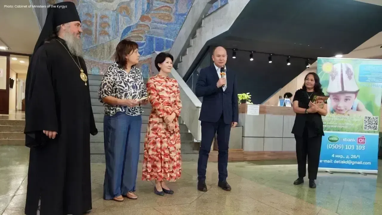Kyrgyz Children's Ombudsman Highlights Heritage Through Photography