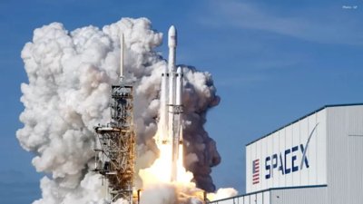 SpaceX Eyes Monumental $1.77 Trillion Valuation for Upcoming IPO