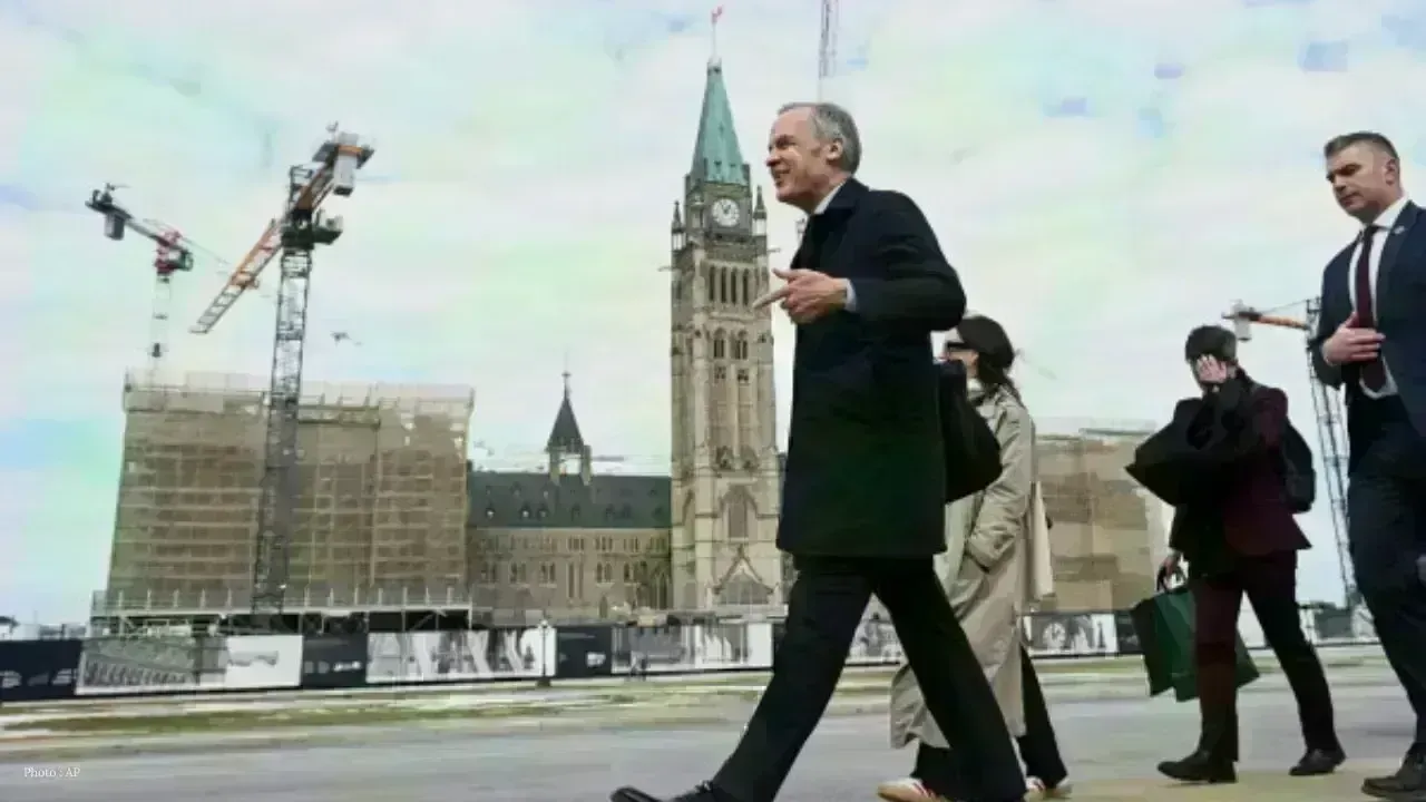 Ottawa’s Parliament Hill Restoration Unveiled to the Public
