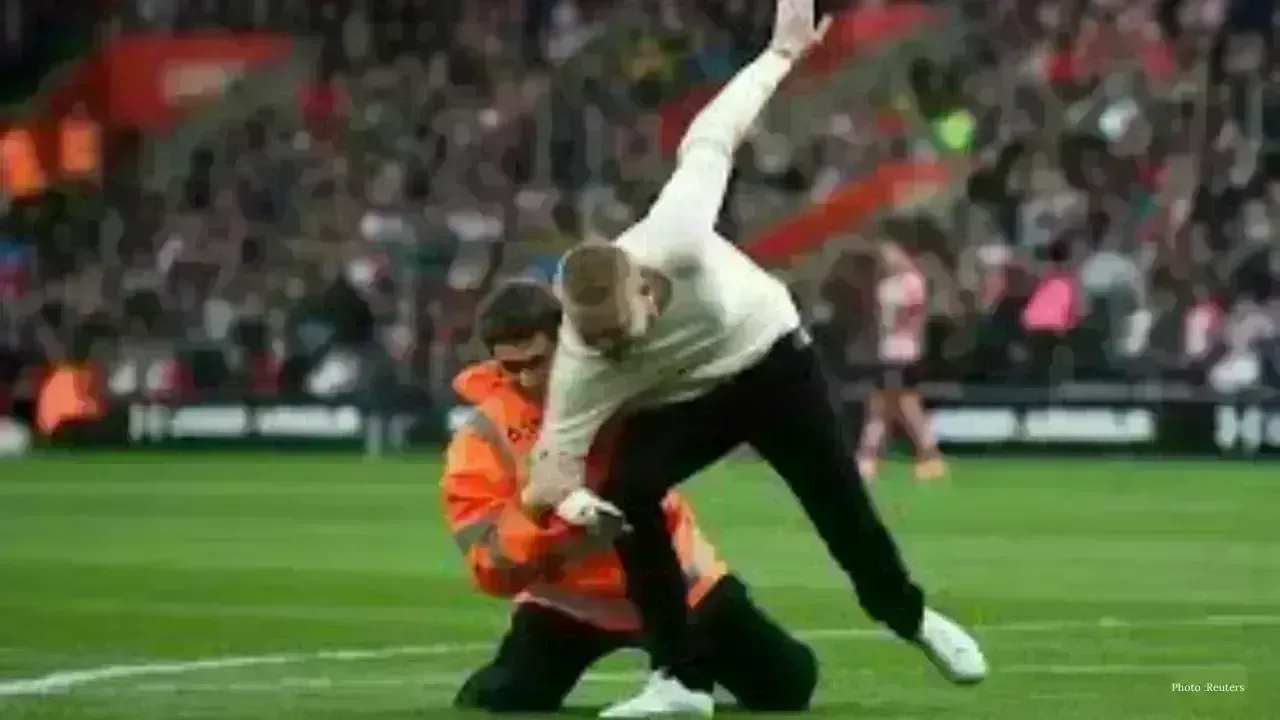 Pitch Invader Removed During Ohio Friendly Match
