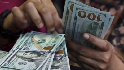 Dollar Soars to Two-Month Peak Amid Fed Rate Anticipations