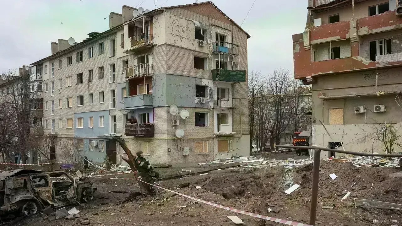 Tragic Russian Strikes Claim Lives in Kharkiv Region, Injures 10