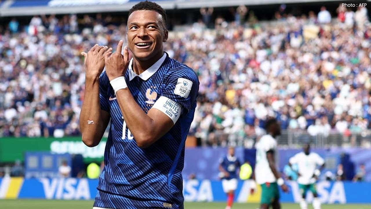 Mbappe Scores Twice as France Beat Senegal 3-1 in World Cup Clash