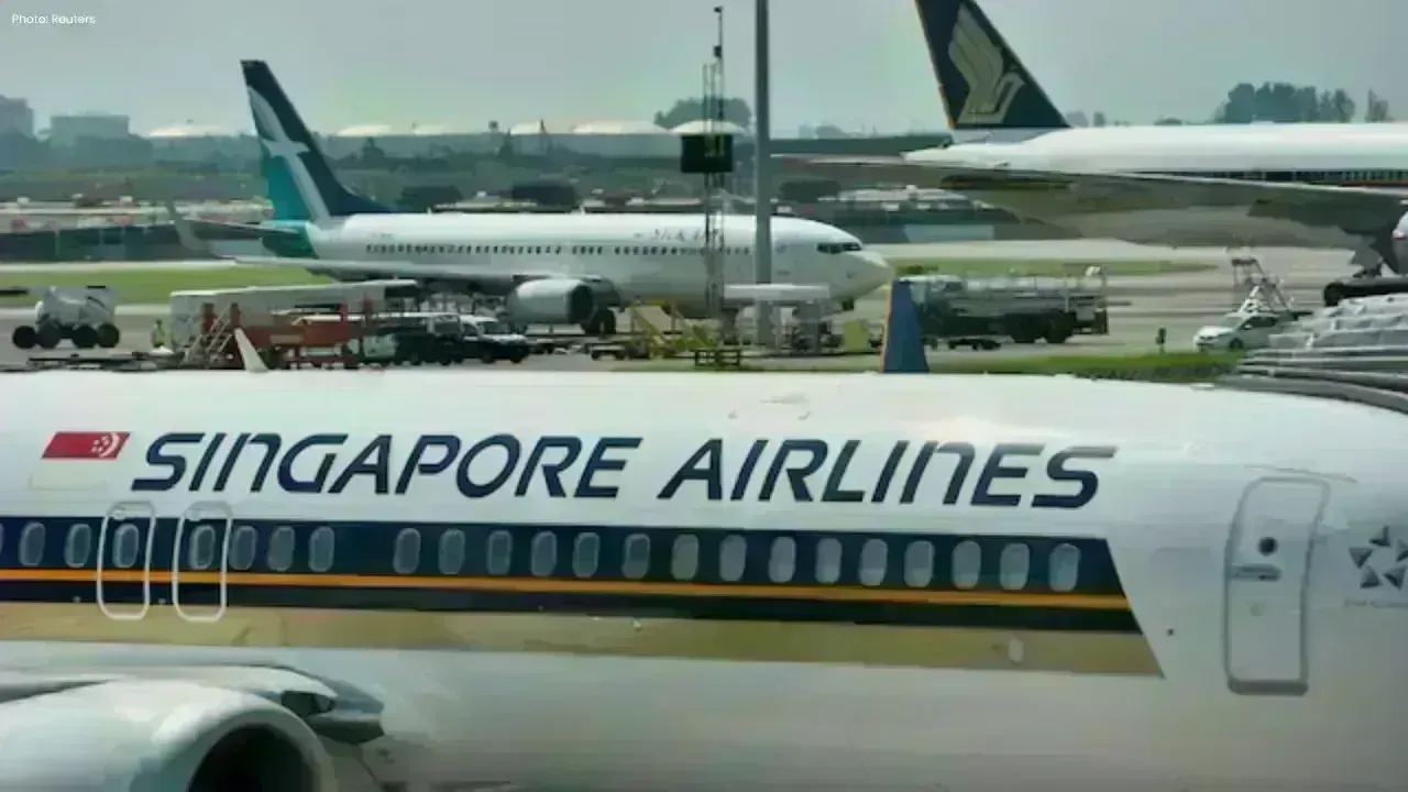 Tyre Issue Causes Delay for Singapore Airlines Flight