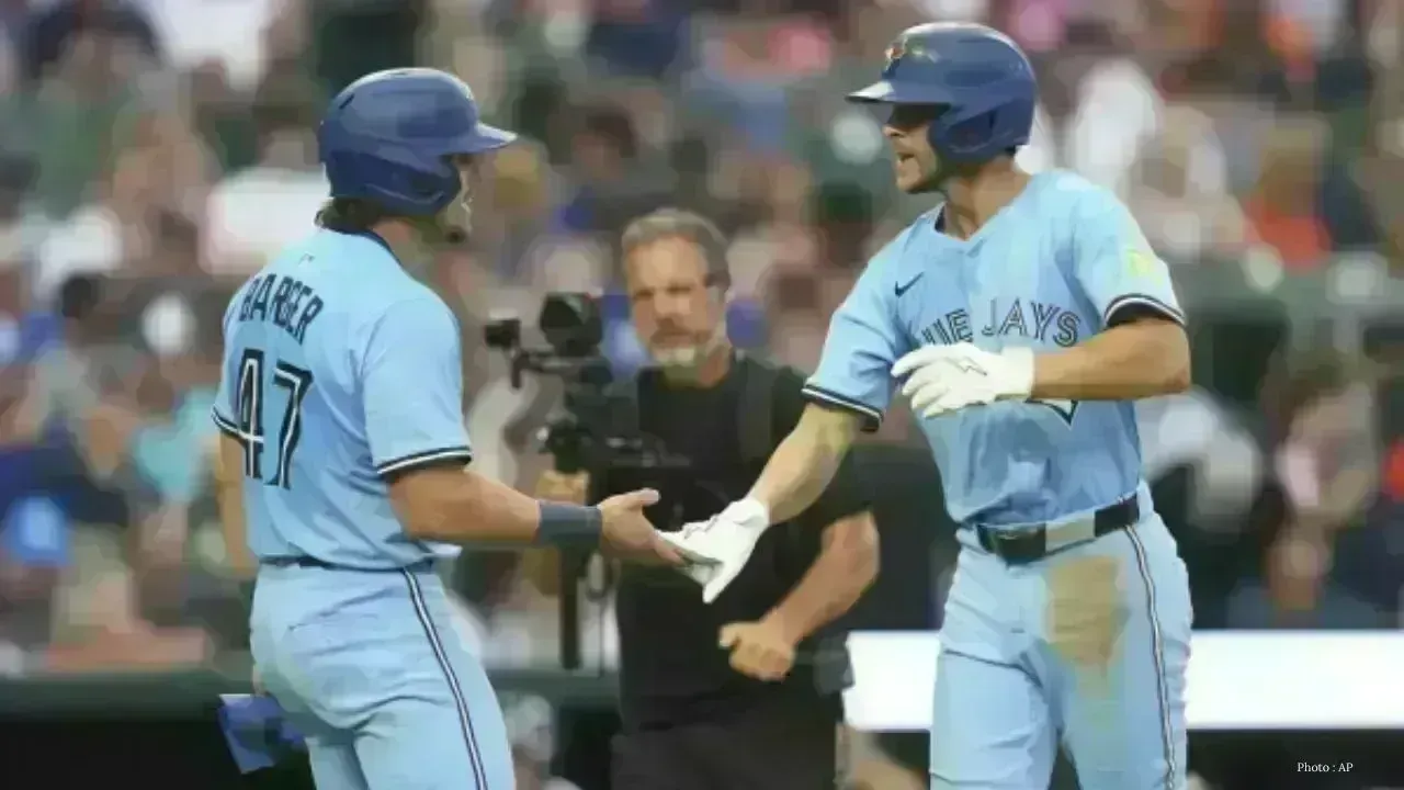Blue Jays Even Their Record with 4-2 Triumph Over Astros