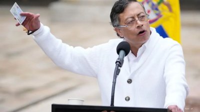Gustavo Petro Demands Inquiry Into Narrow Election Defeat in Colombia